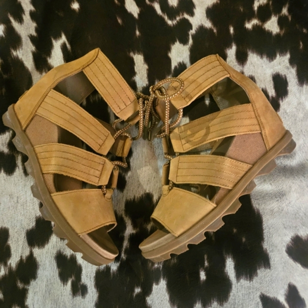Sorel Joanie II Lace Wedge sandals